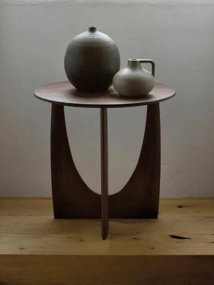 Middle Ages-silent Wind Coffee Table Solid Wood Round Side Table Designer Corner Black Small Round Simple Coffee