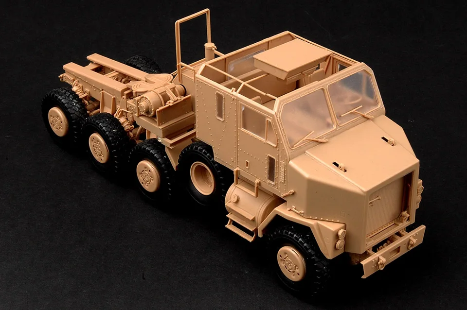 Hobbyboss 85502 1/35 M1070 トラック トラクター M1000 HET セミ