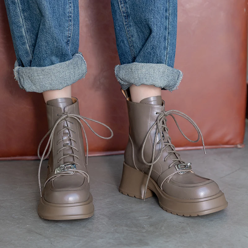 

6cm Thick Soled Round Toe Cross-tied Autumn Winter Chimney Boots Ankle Booties Natural Split Leather High Heels Shoes for Women