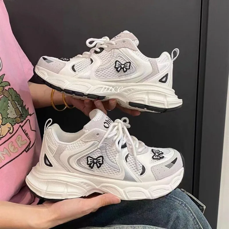 فراشة احذية نسائية ، الأحذية الرياضية ، خفيفة الوز...