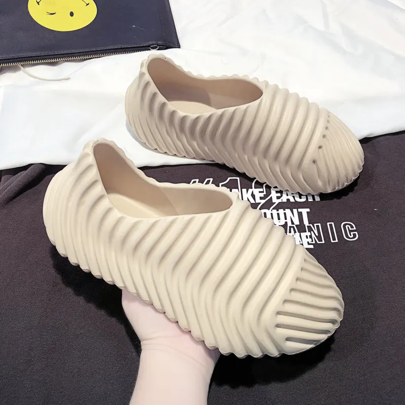 

High Quality Men's Sandals Winter Warmest Slippers for Men Casual Home Plush Designer Shoes Fashion Brand Luxury Sandals New B53