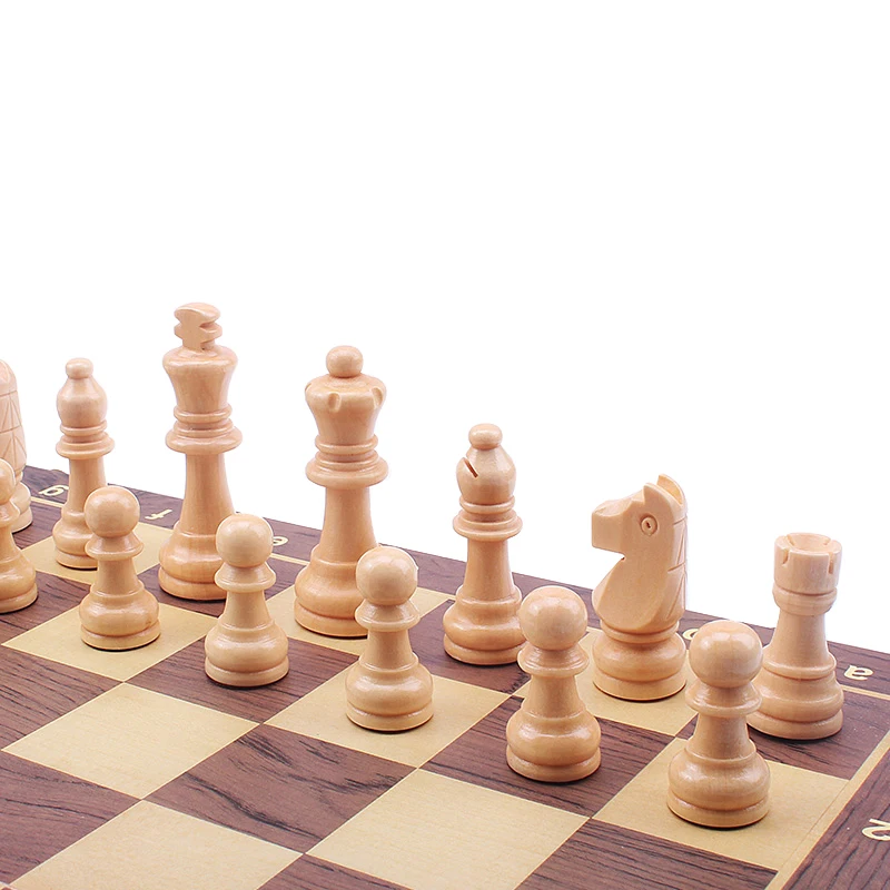 Luxury 4 Queens Wooden Chess Game, 34 Wooden Chess Pieces, Foldable Chessboard, Family Board Game, Set Gift Toy