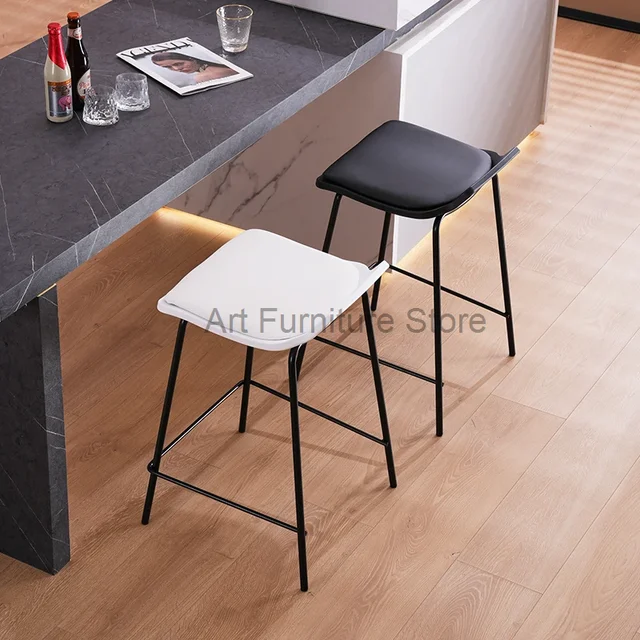 [알리익스프레스] 사무실을 고급스럽고 기능적으로 꾸미는 데 완벽한 바 스툴