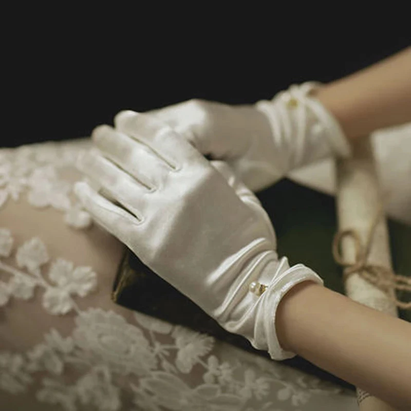 

Fashion Women Black White Wrist Stretch Satin Gloves Wedding Bridal Elegant Etiquette Mittens Evening Party Finger Short Gloves