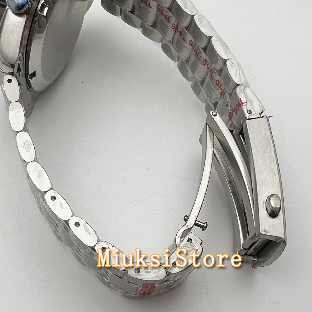 S0587f2cf3c2d438a9c5750acfb1ba