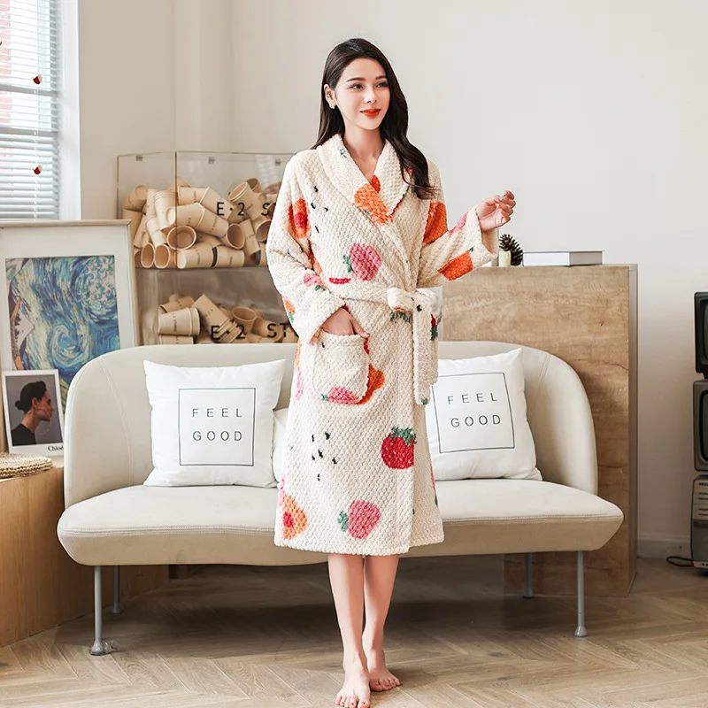 Winter Warmth Women's Nightgown Flannel Blanket Sleep Top Pajamas Set Long Bathrobe Fleece Home Sleepwear Korean Fashion New