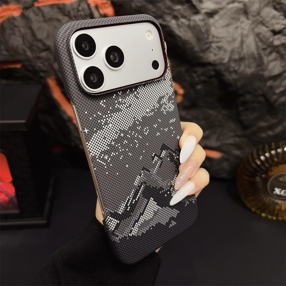 Kevlar-Infused Magnetic Carbon Fiber Pattern Phone Case with Colorful Frosted Finish