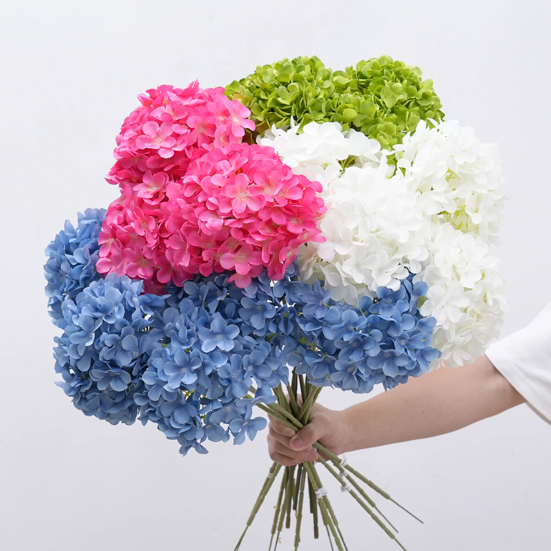 Set Di 3 Pezzi Di Eleganti Ortensie Artificiali - Realistiche, image size:1780x1780