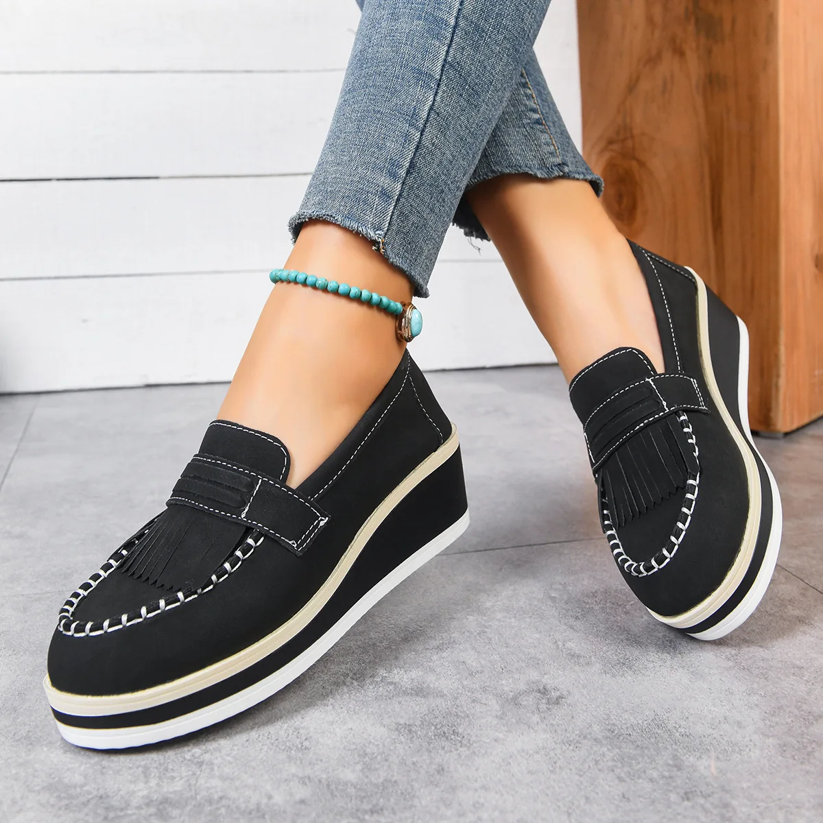 Black Loafers for Women Platform PU Leather Casual Shoes Woman Spring New Comfort Tassel Slip on Flats Single-shoe Plus Size 43