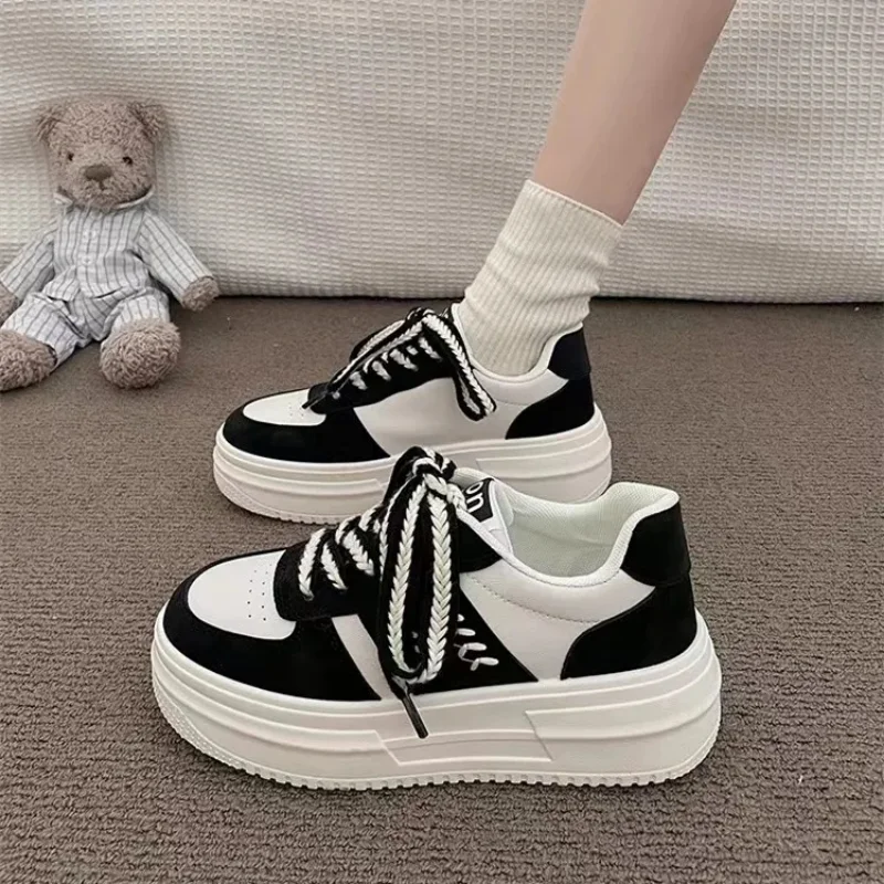 

White Women's Sports Shoes Casual Platform Sneakers Vintage Chunky Vulcanize Kawaii Tennis Female Flats Harajuku Footwear