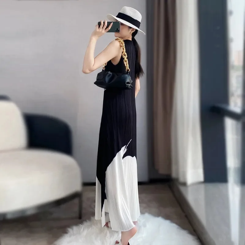 

Sanzhai Pleated Ink Print Tank Skirt Long Dress Fashionable and Simple 2023 New Slim Dress Elegant and Elegant Style Reducing Ag