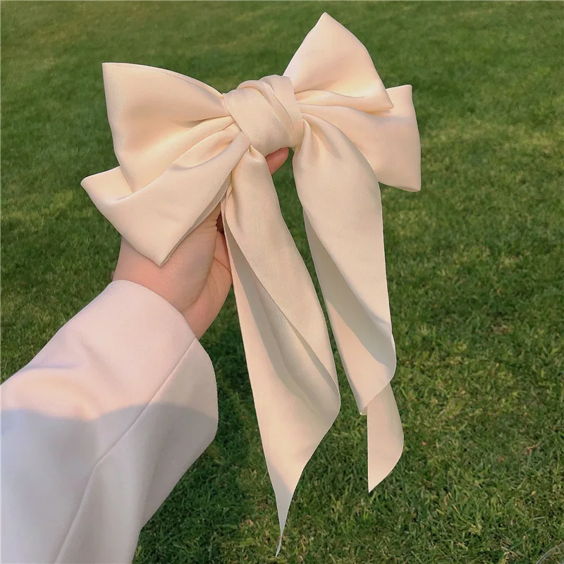 ●VVV● Jacquard Big Ribbon Hair Pin White 24FWHW067WHF Jacquard Big Ribbon Hairpin _ White - VVV브이브이브이