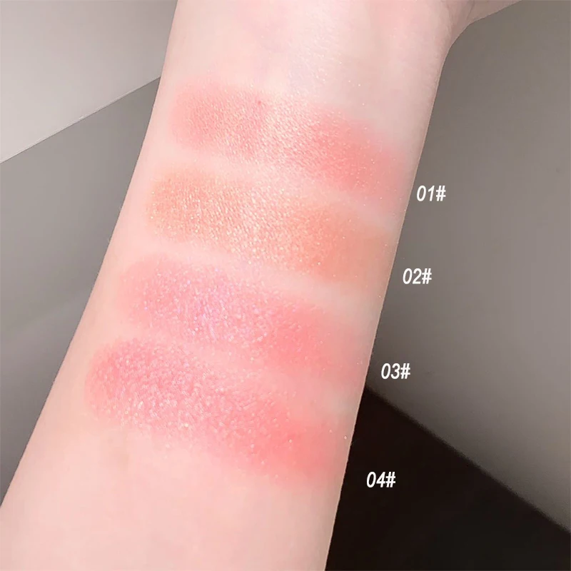 Rouge-Puder mit Rosenprägung, schimmerndes Finish, verschiedene Rosatöne erhältlich, florales Texturdesign, ideal für das tägliche Make-up_voghion.com