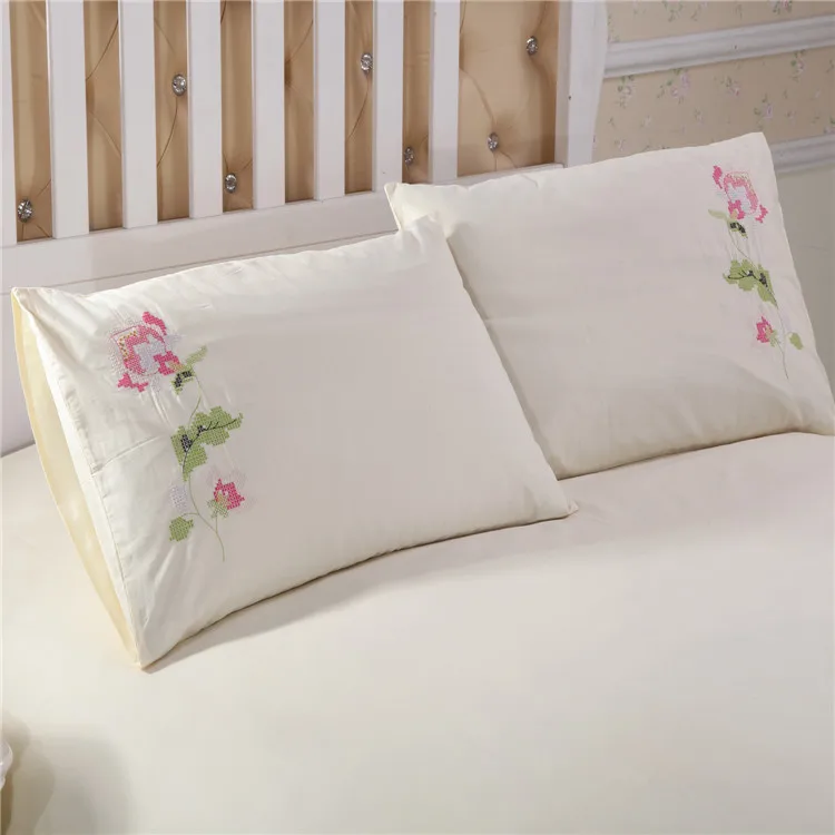

Hometextile Foreign Trade Cotton Twill Pillowcase Embroidered Cotton Pillowcase 48*74 Pillowcase