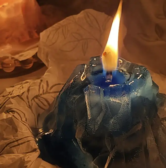 Fraarance permeates, and iovfulemotions quietly arrive, using our scented candles cute