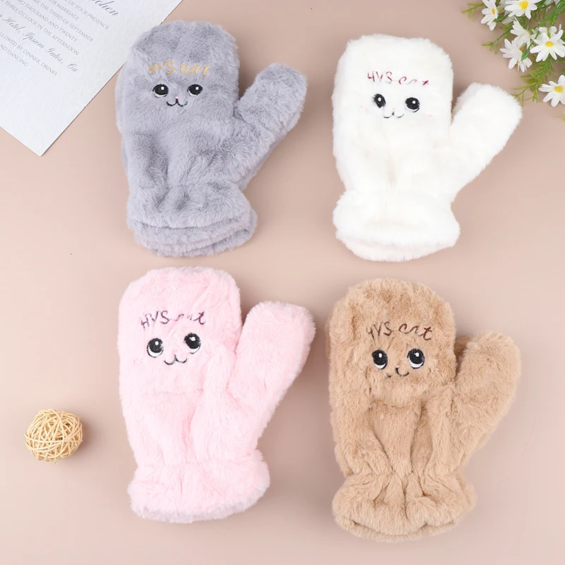 

1Pair Women Winter Warm Plush Gloves Cute Cat Embroidery Glove Warmer Thicken Windproof Mitten Soft All-Inclusive Mittens