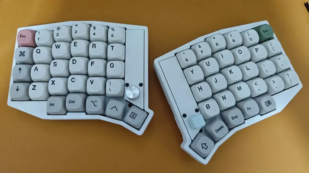 Sofle キーボード 無線 ZMK 黄軸 レトロ Sofle キーボード 無線 ZMK 黄軸 レトロ