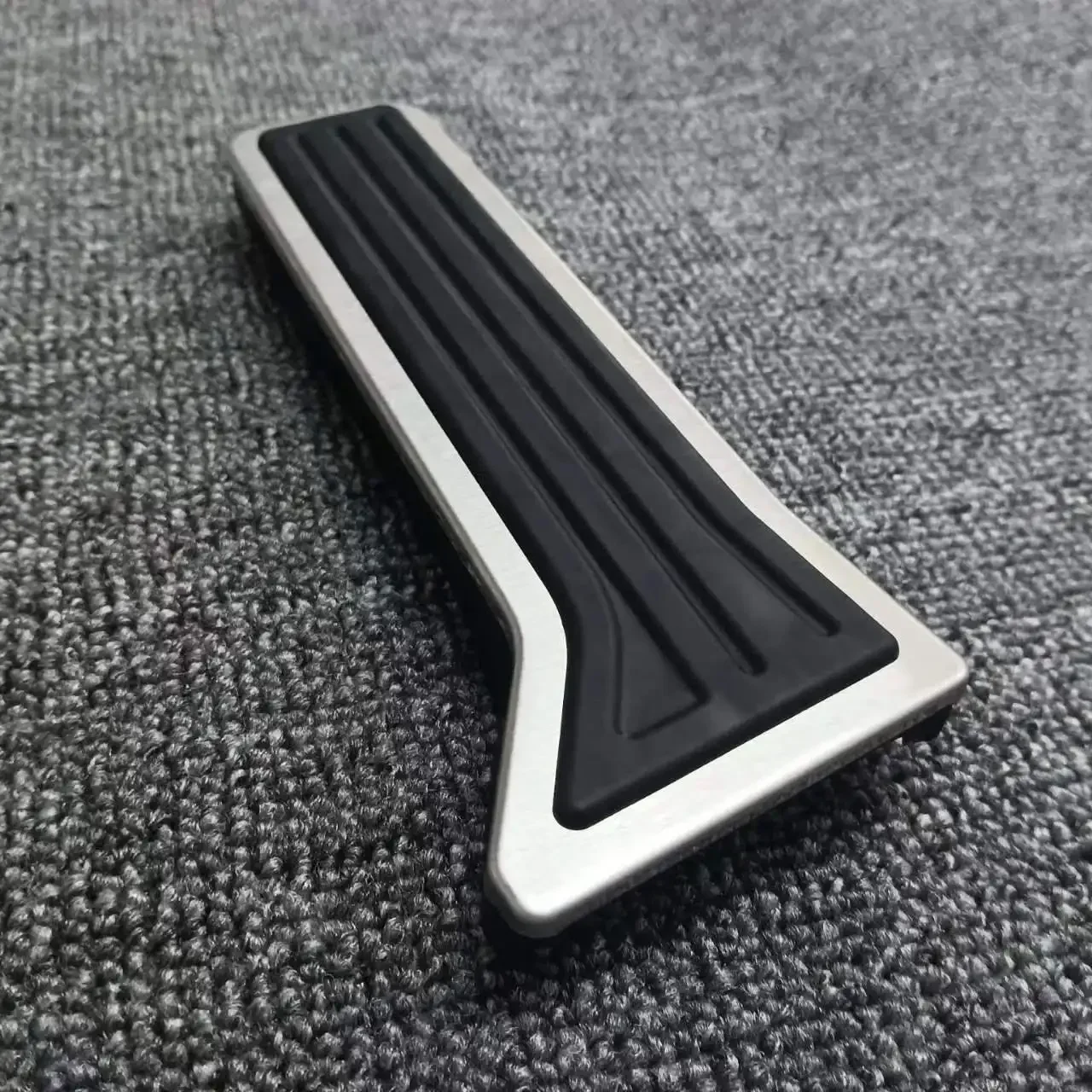 Stainless steel Accelerator brake pedal Interior modification Accelerator brake antiskid Foot pedal Accessories For Xpeng G6