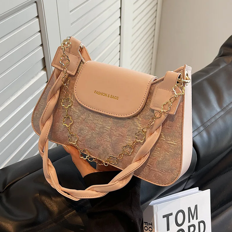 

Small Messenger Crossbody Bags Summer Niche Bag for Women 2023 New High-end Textured Crossbody Bag One Shoulder Underarm Bag