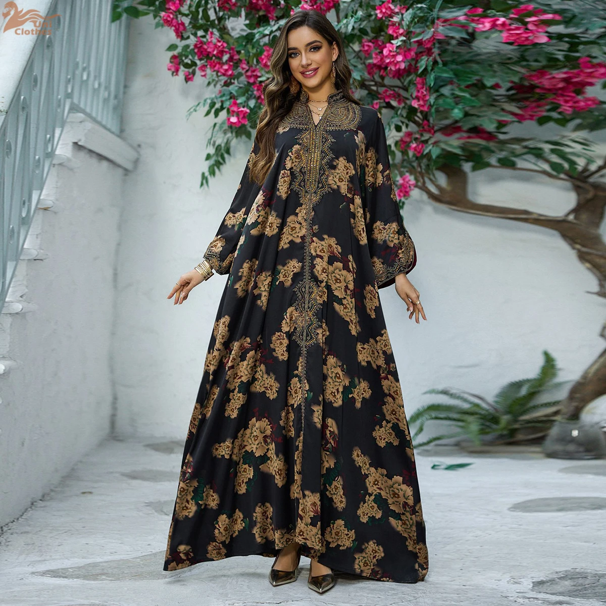 رمضان مسلم أنيق الخامس الرقبة الساتان التطريز الديكور عباية عادية للنساء جلابيات الخليج Bindalli كم طويل ثوب مسائي 2