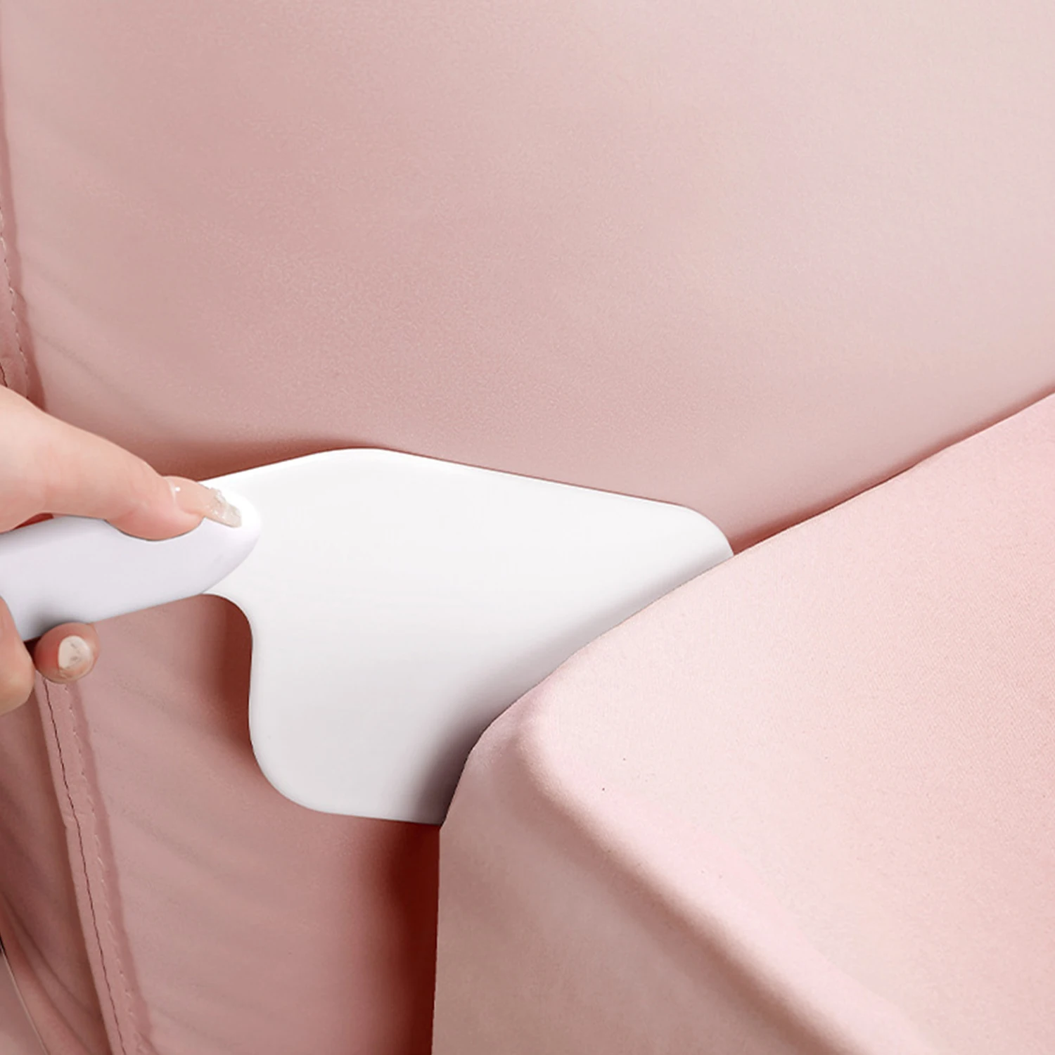 Рисунок 3 - Инструмент для заправки простыни