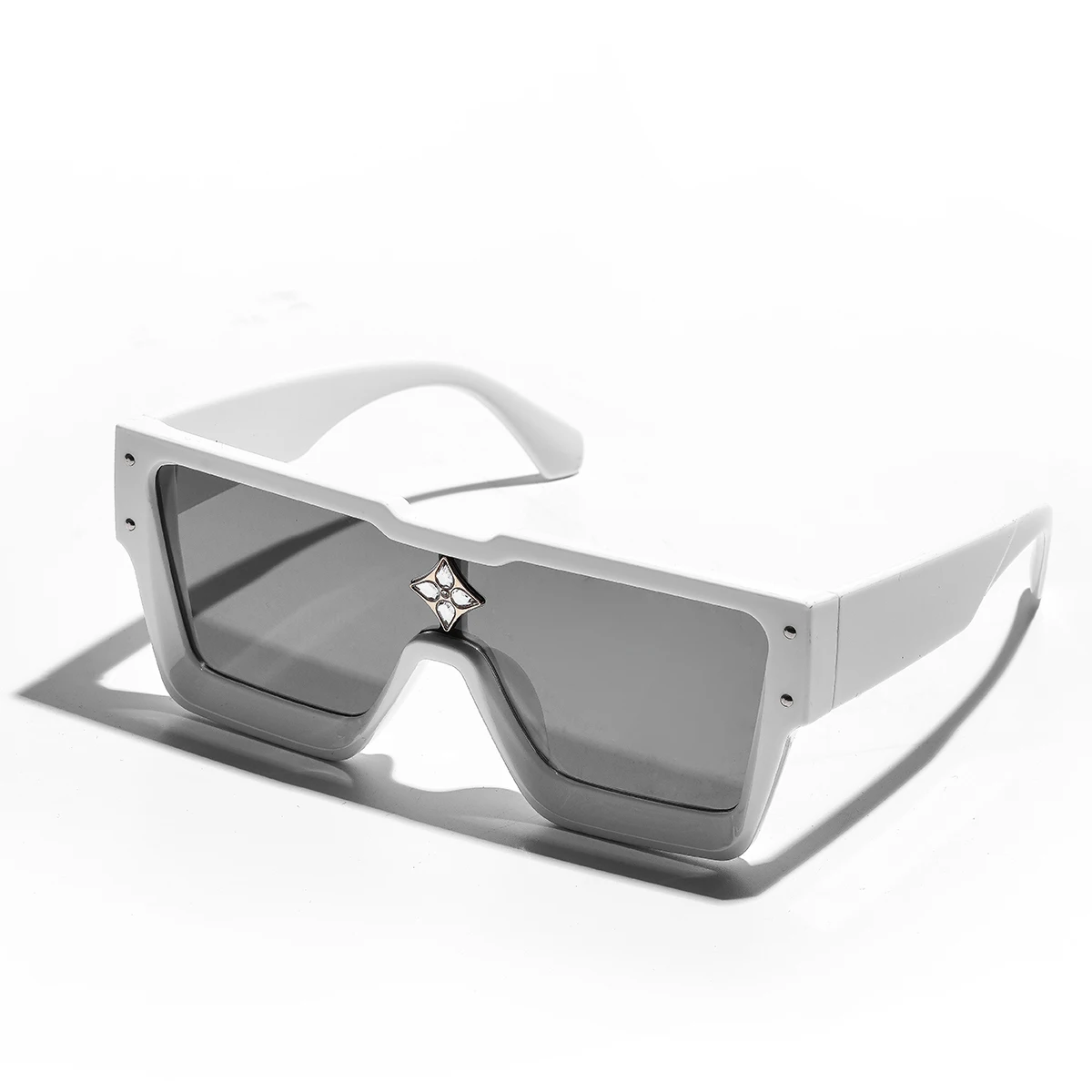 style 2 white