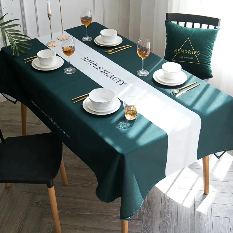 

Home textile printed rectangular tablecloth, can be ordered in various sizes for family gatherings