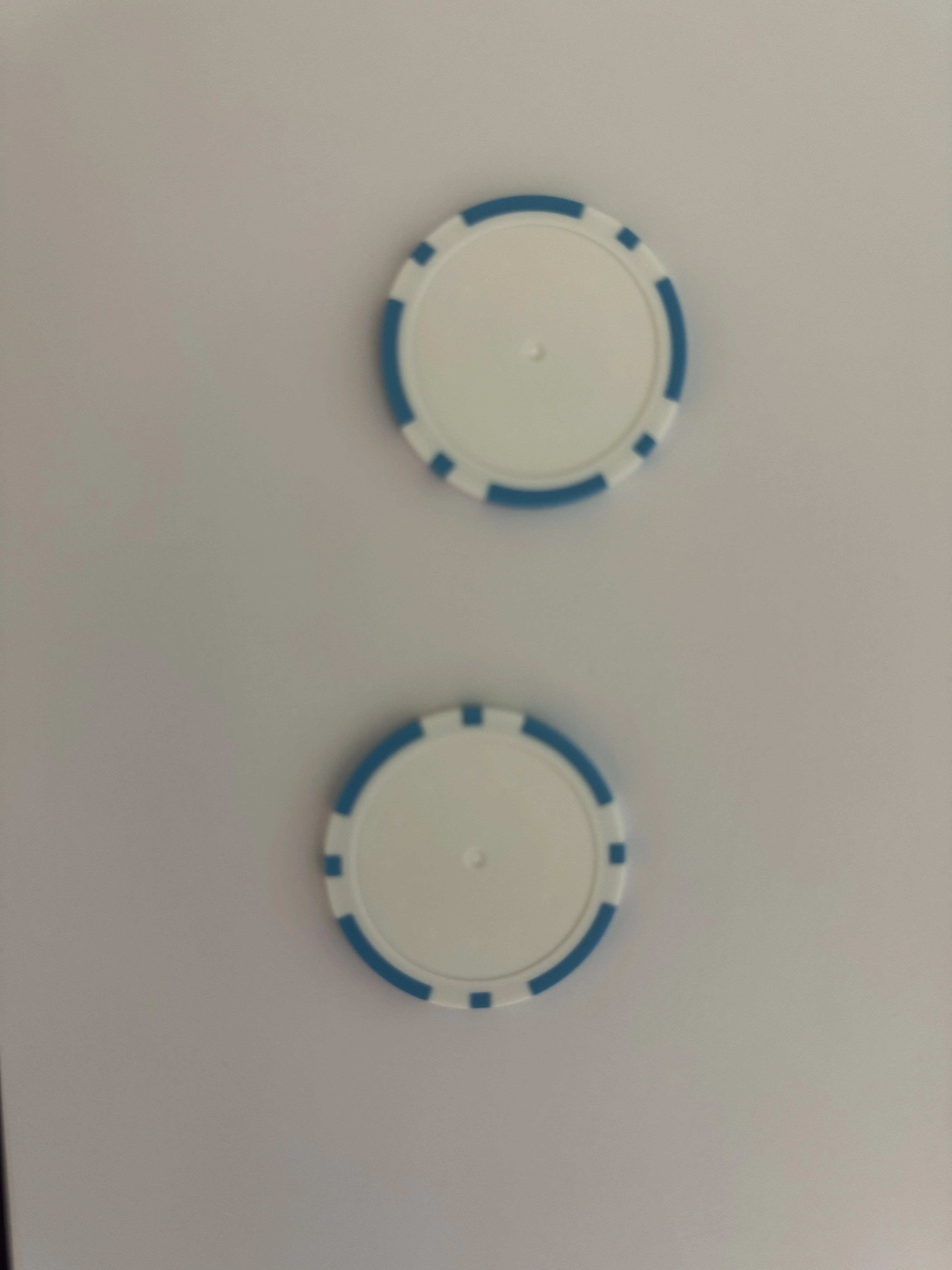 カスタマイズされたロゴゴルフボールマーカー両面40mm直径11.9g ABS