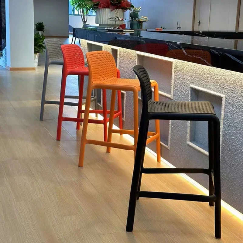 

Игровые скандинавские барные стулья, табурет, пластиковые эргономичные стулья для мастерской, барные стулья, игровые стулья для завтрака, мебель для кафе
