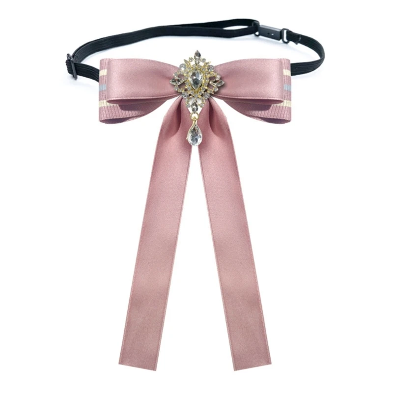 Рисунок 3 - Элегантная брошь в виде галстука-бабочки