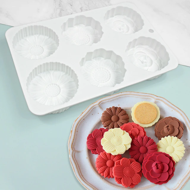 HOW TO MAKE COOKIES USING SILICONE MOLDS, DESSERT NETWORK 