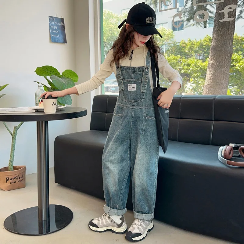 Spring Comfortable Baby Jumpsuits For Girls Denim Suspender - Main Image