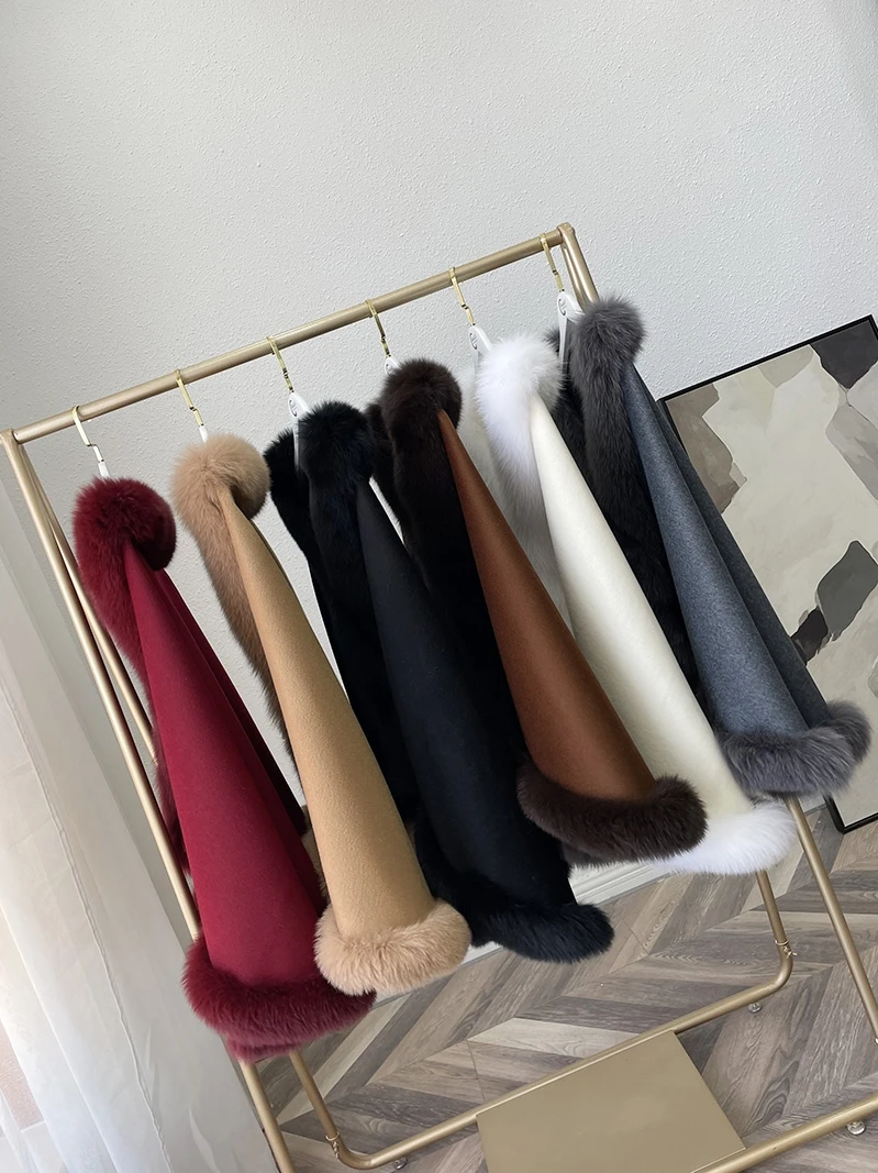 Luxuriöser Umhang aus 100 % reiner Wolle mit echtem Fuchspelz-Schal, modische, hochwertige Winter-Ponchos, eleganter Brautumhang – Detail 26
