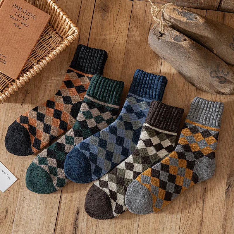 

Retro Rhombus Plaid Socks Men Thick Warm Cotton Sock for Man Comfortable Long Classic Simple Soft Sock Autumn Winter Casual Sock