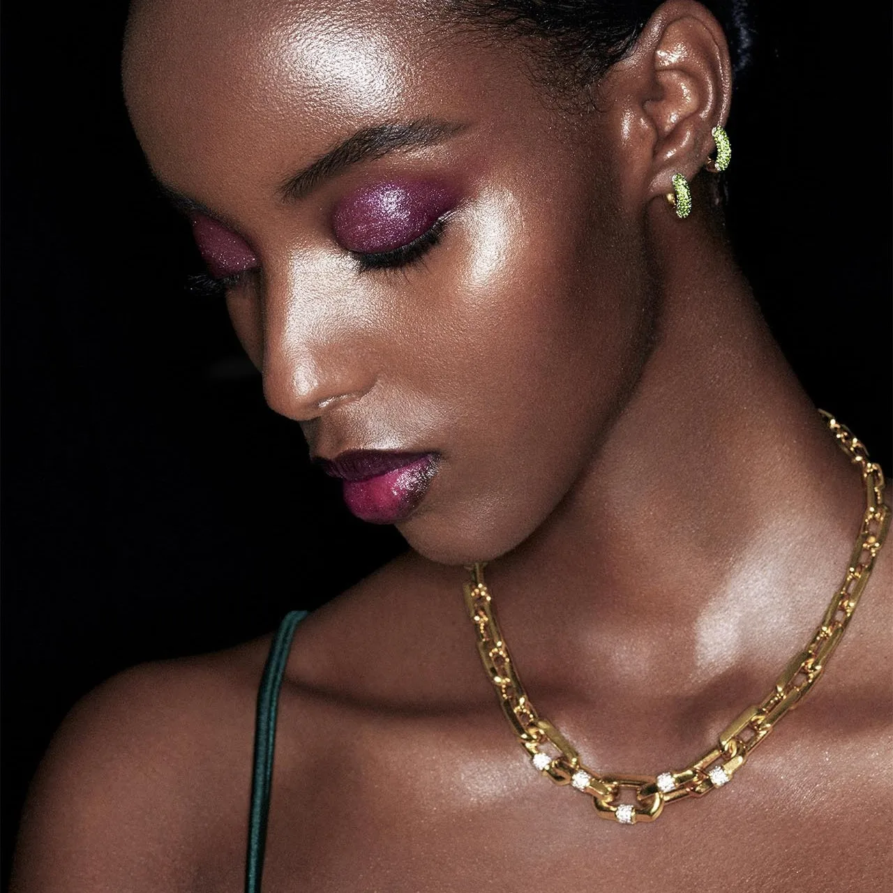 2026 Punk Double Circle Round Hoop Earrings 18K Gold Plated Two-color Metal Chain Green Zircon Huggies Ear Hoops Retro Jewelry