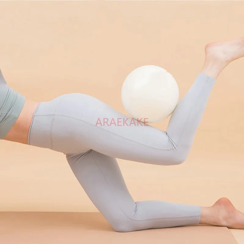 1PCS Pilates ball yoga ball thickened explosion-proof shaping white fitness children's patting ball