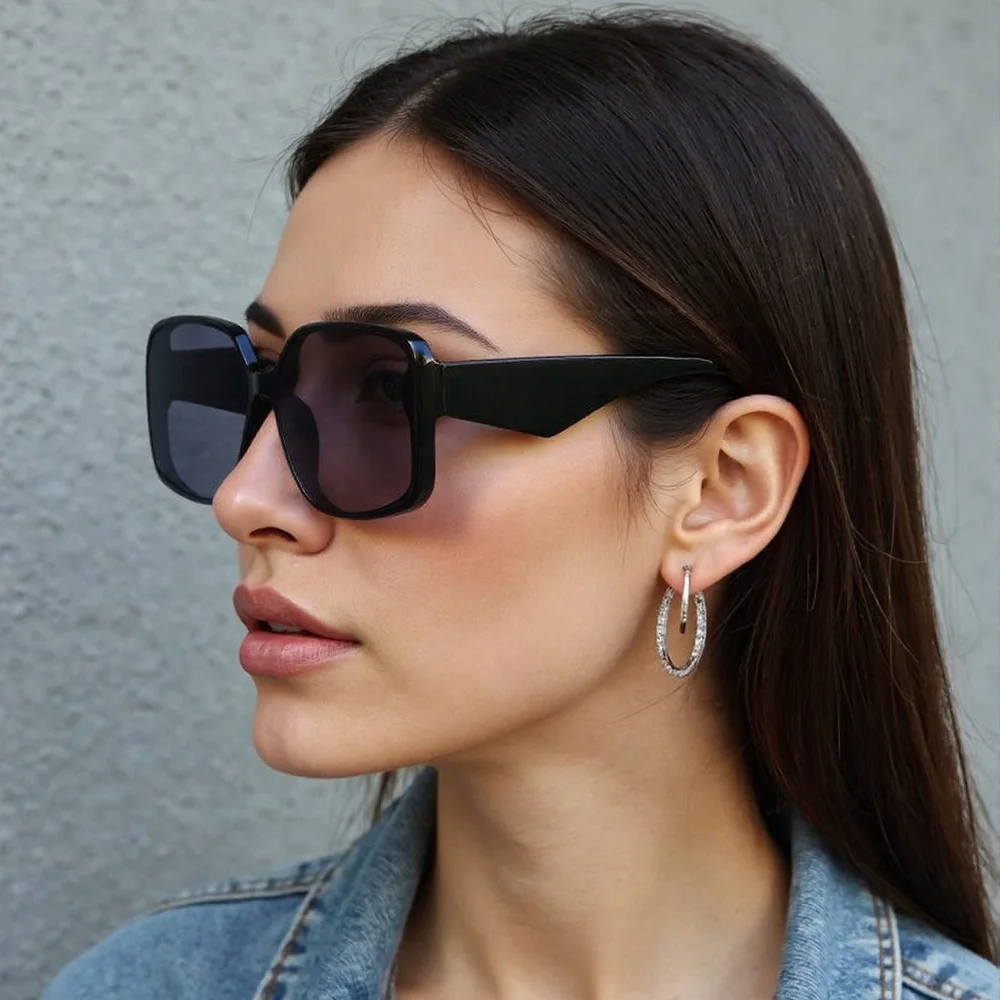 Chic Oversized Double Frame Women's Sunglasses with Gradient UV400 Lenses