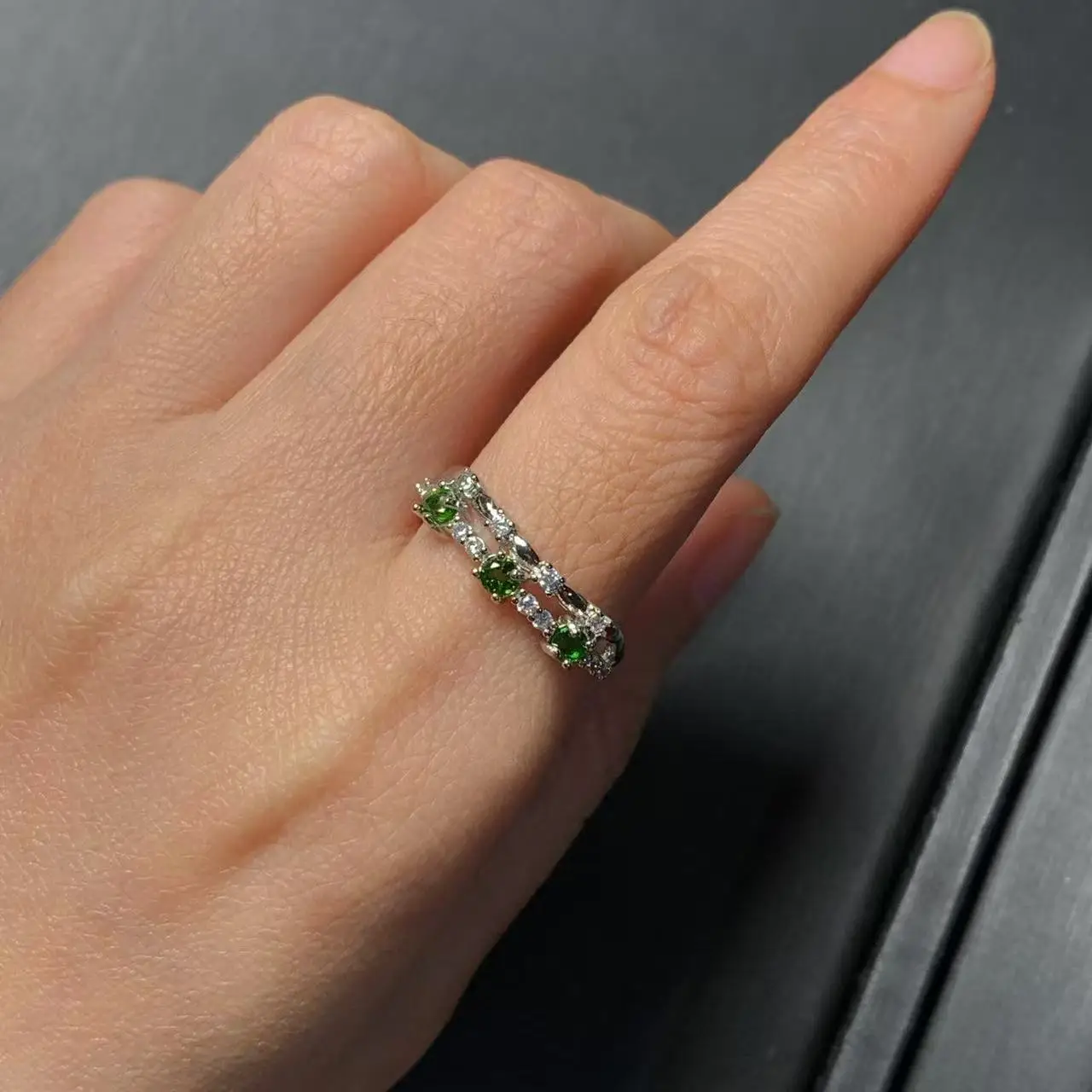 Multi-particle VINTAGE Natural Diopside Ring Adjustable Female Ring Women Gift Wholesale High Quality Fine elegant