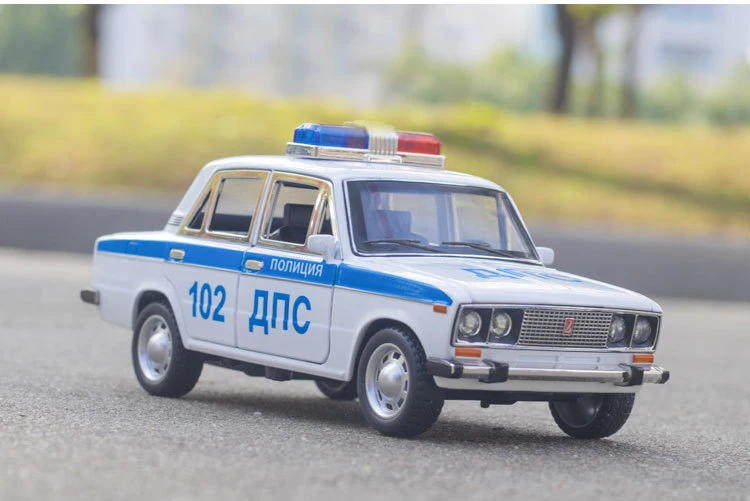 S05afcf67da7c4fb8b55d2d8d137d1f9fr