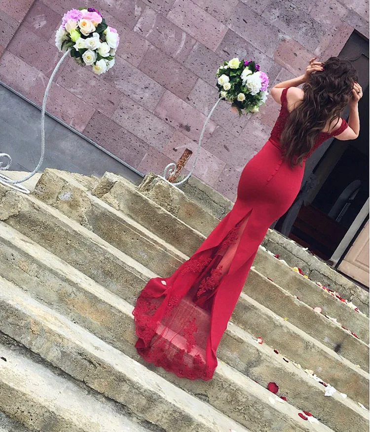 Gold bridesmaid dresses for wedding vestido festa mermaid long tail satin stickers beaded sexy V-neck off shoulders Eveni bridesmaid dresses