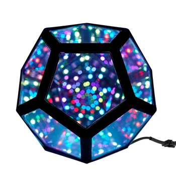 Exquisite fajna lampa stołowa nieskończoność Dodecahedron kolor lampa artystyczna tajemnicza i magiczna spiralna lampa kosmiczna Hollow LED lampka nocna dla P tanie i dobre opinie kaigelin Lampy stołowe NONE CN (pochodzenie)