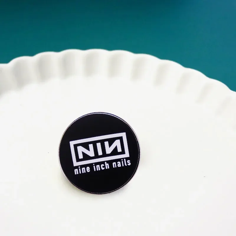 nine inch nails NIN ロゴ キーホルダー nine inch nails NIN logo keychain | eBay