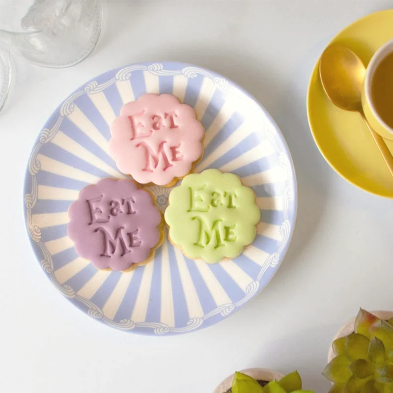 Eat Me Cake Alice In Wonderland Crazy Teapot Drink Me Treat Dessert Quotes Mad Cutter Cookie Cookie Molds With Good Wishes