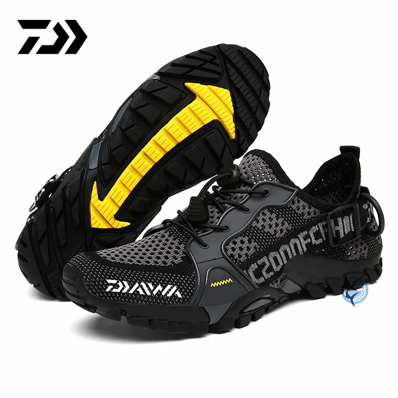 2023 New Daiwa Fishing Shoes Men Breathable Non slip Lightness Fashion