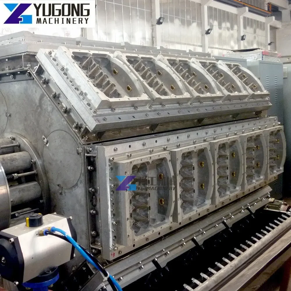 Рисунок 2 - Старая картонная коробка для отходов