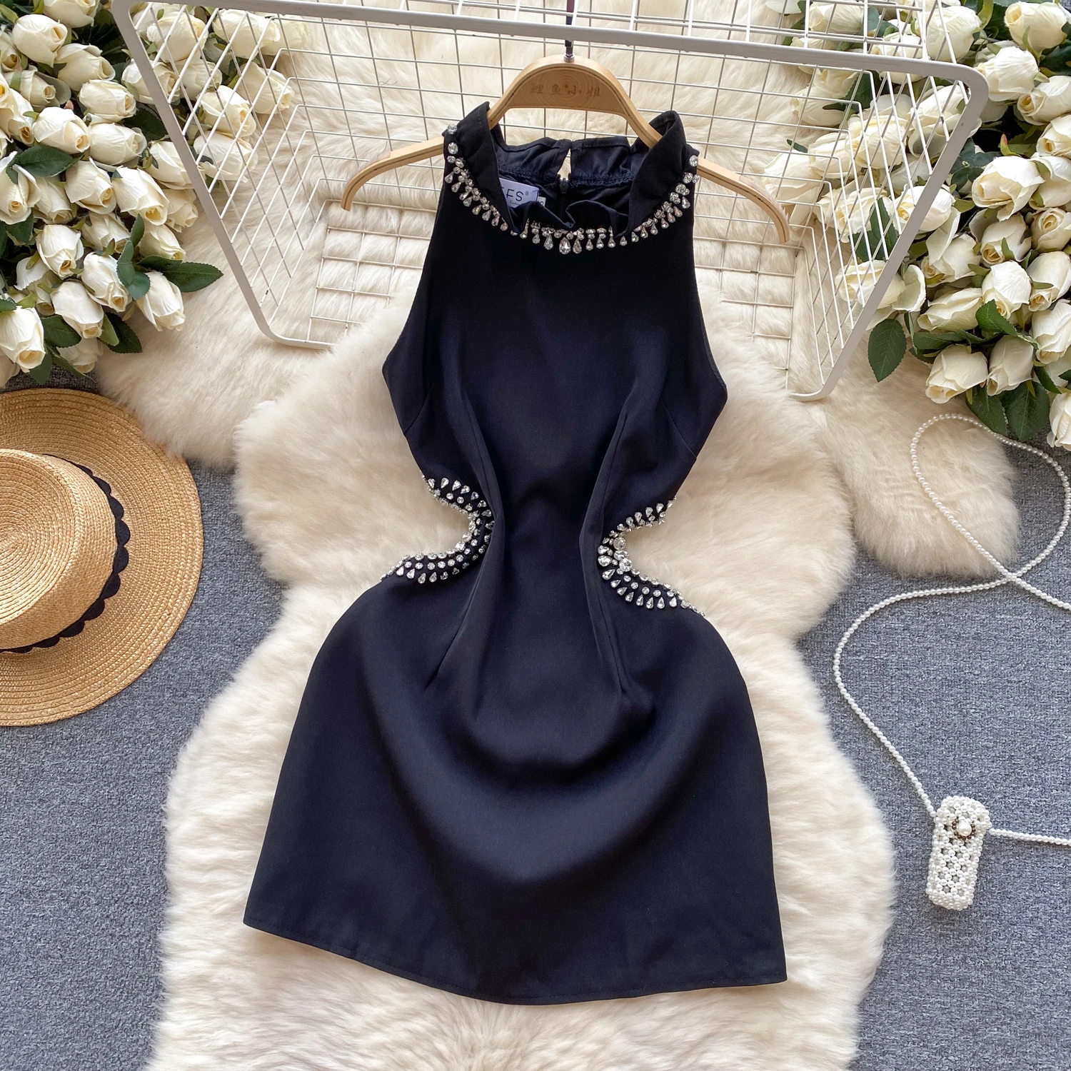 

MSHARBOR Hotsweet Heavy Industry Diamond-Encrusted Hollow Waist Small Dress Sexy & Club Hepburn Lotus Fold Collar Evening Dress
