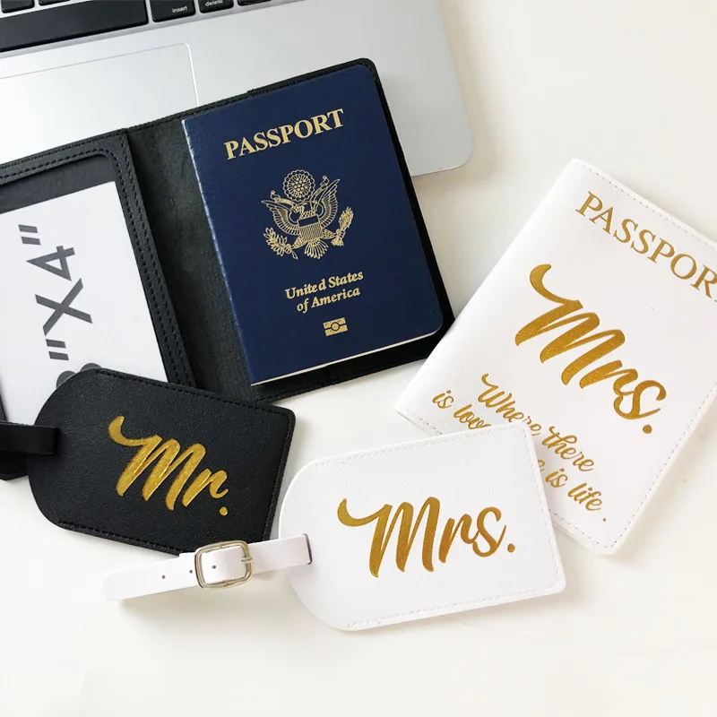 PU Leather Black and White Couple Travel Baggage Tags Passport Cover Mr Mrs Gift Passport Holder Luggage Tag Set Portable Label