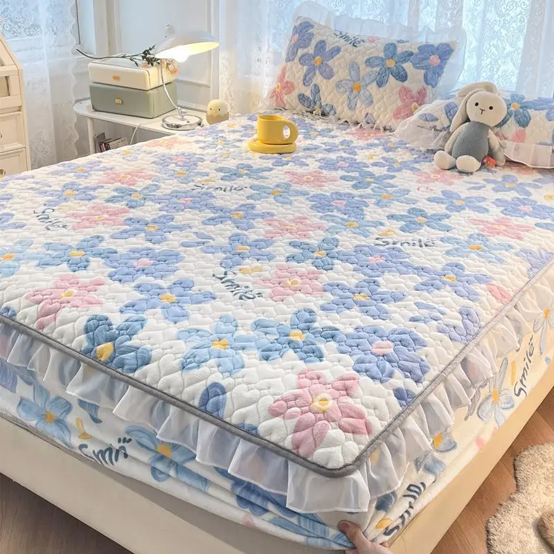 

Cute Printed Winter Warm Coral Velvet Fitted Bed Sheets and Pillowcases 3PC Set Thicken Bedspread Bed Mattress Protector Covers