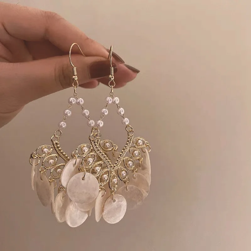 

1Pair French Style Vintage Shell Tassel Earrings Seashell Earrings