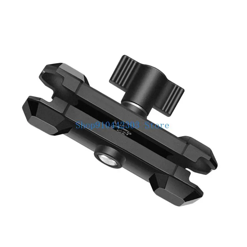 Gros plan sur le bras de connexion en alliage d'aluminium, avec les marquages de taille 6cm et 9cm